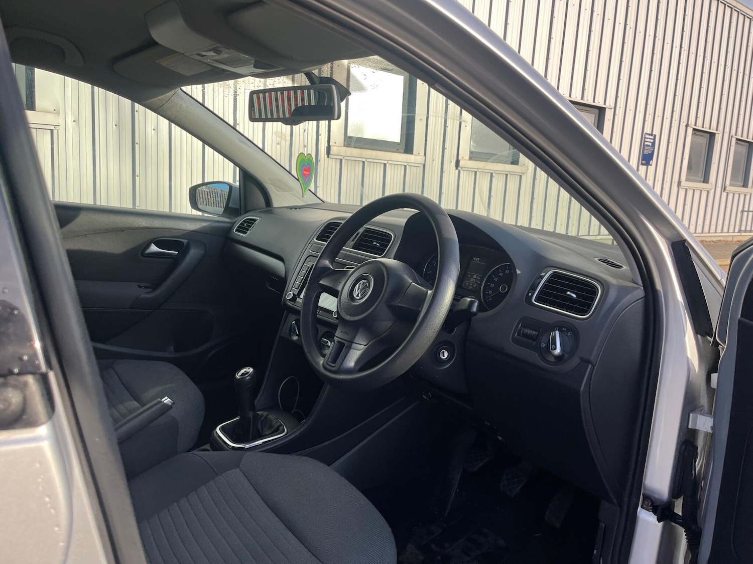 Used Volkswagen Polo for sale - 77237710: Photo 27