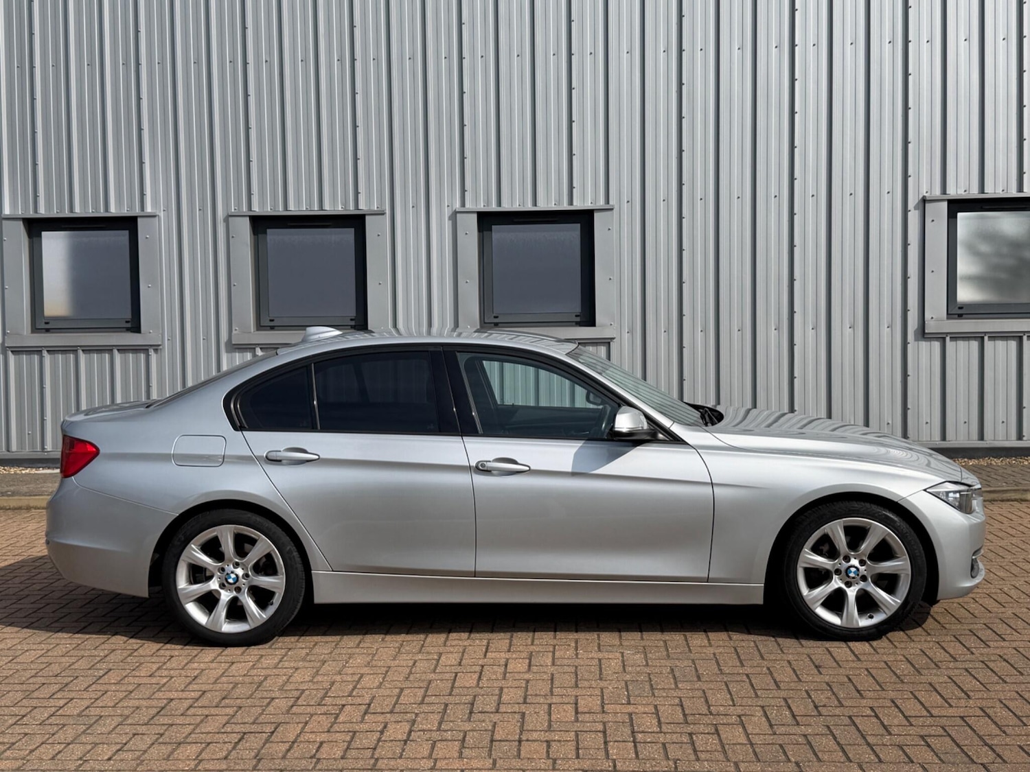 Used BMW 3 Series 2013 for sale - 77982474: Photo 12