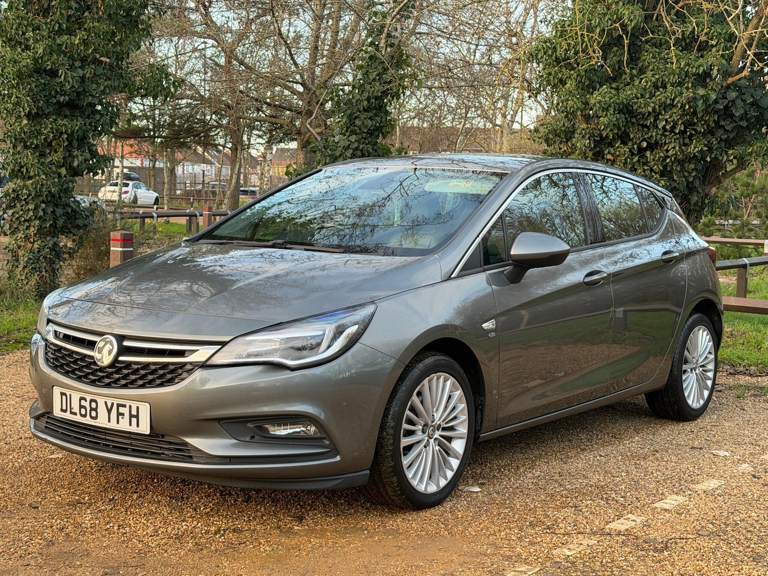 Used Vauxhall Astra 2018 for sale - 77057160: Photo 3