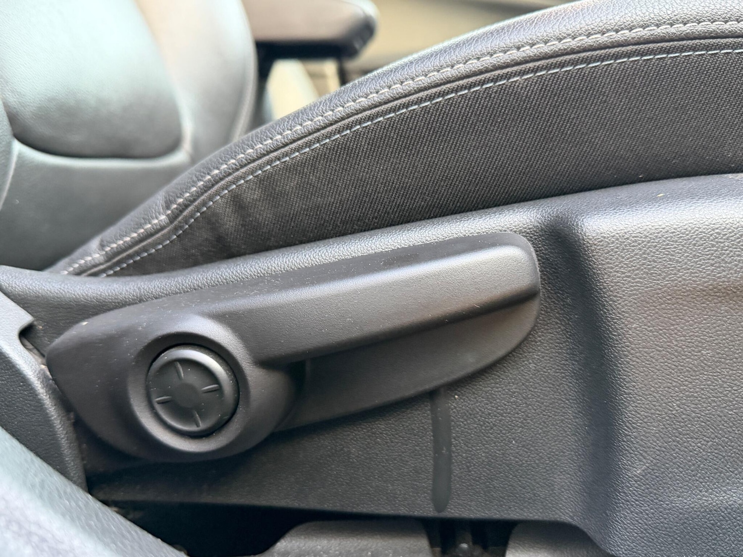 Used Vauxhall Astra 2018 for sale - 77057160: Photo 31