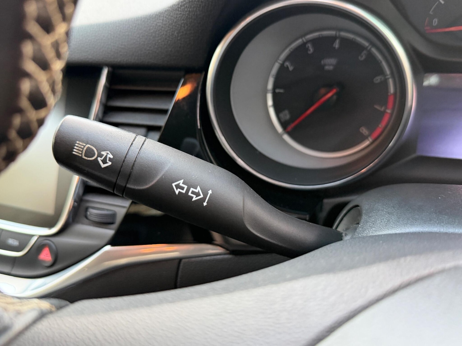 Used Vauxhall Astra 2018 for sale - 77057160: Photo 35