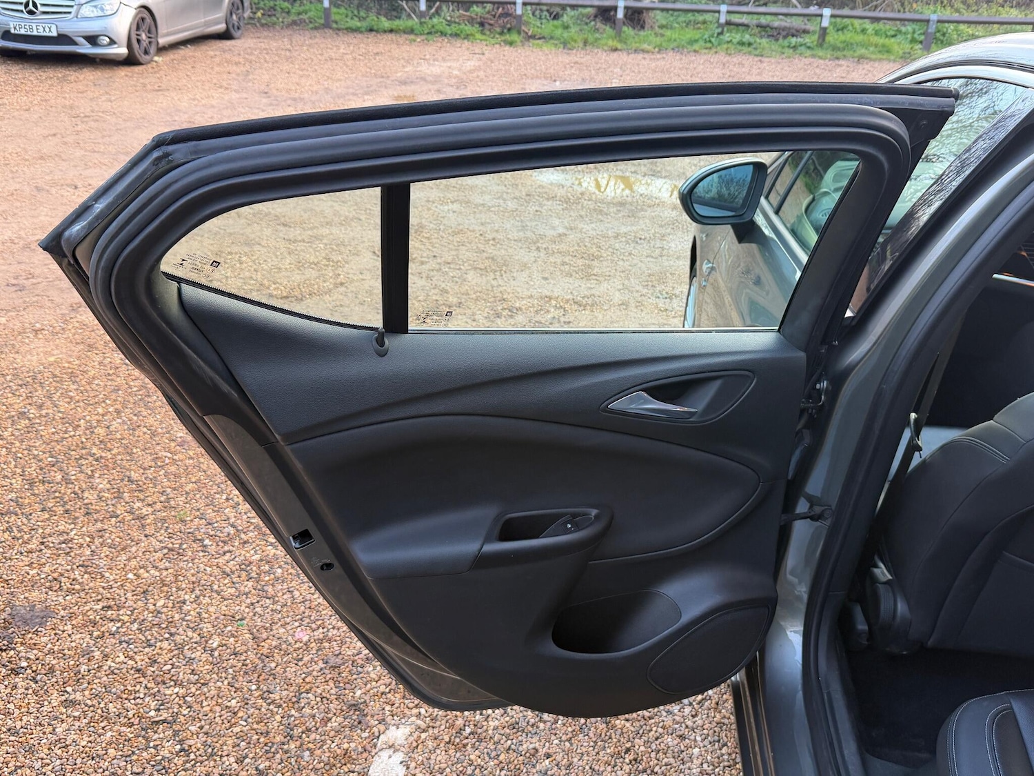 Used Vauxhall Astra 2018 for sale - 77057160: Photo 37