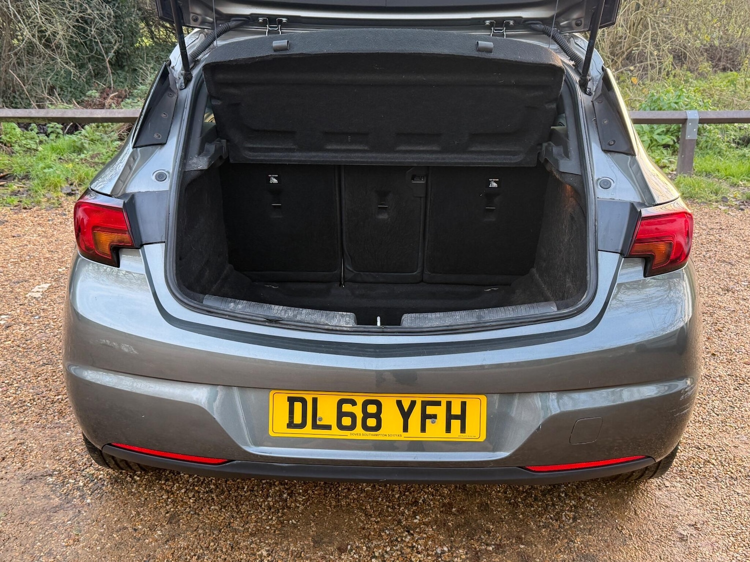 Used Vauxhall Astra 2018 for sale - 77057160: Photo 51