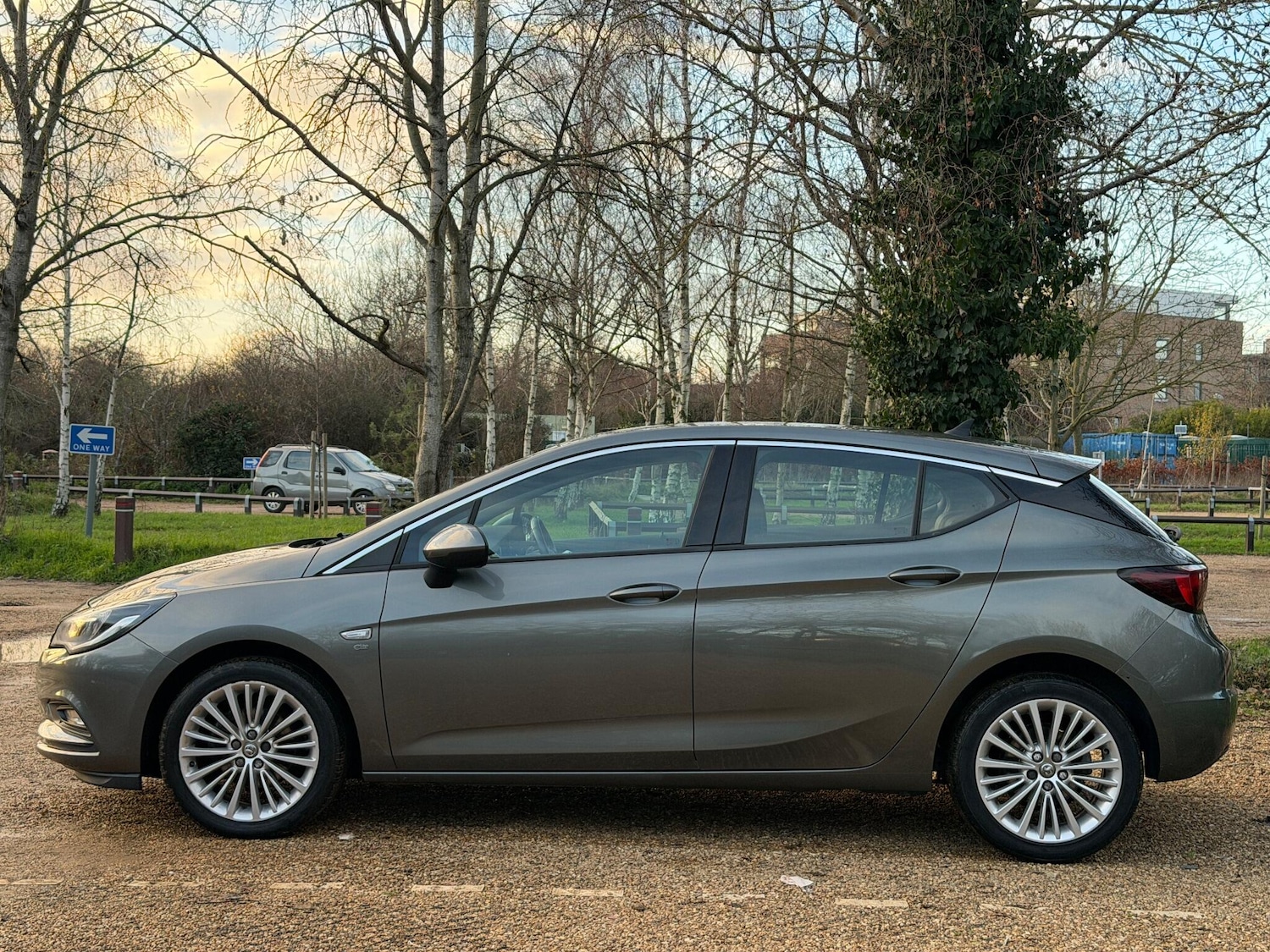 Used Vauxhall Astra 2018 for sale - 77057160: Photo 8