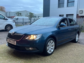 Used Skoda Superb 2014 for sale - 76521978: Photo