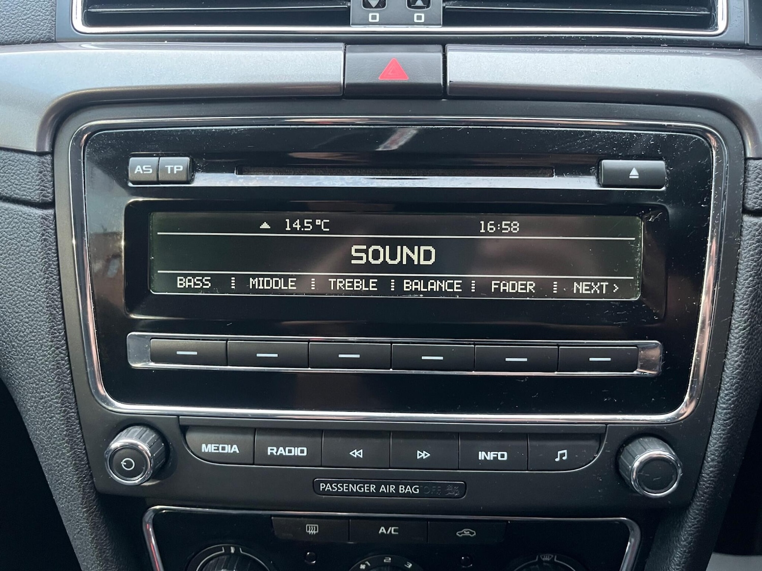 Used Skoda Superb for sale - 76521978: Photo 45