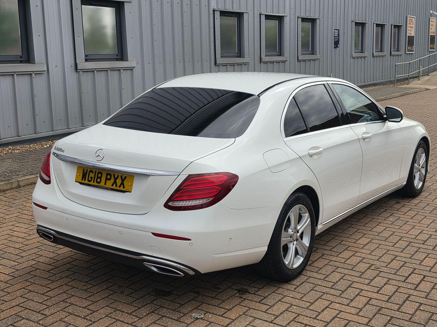 Used Mercedes-Benz E Class for sale - 78214110: Photo 16