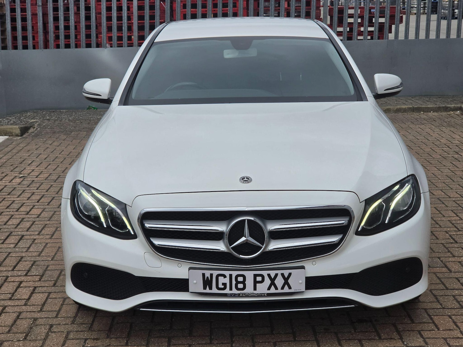 Used Mercedes-Benz E Class for sale - 78214110: Photo 2