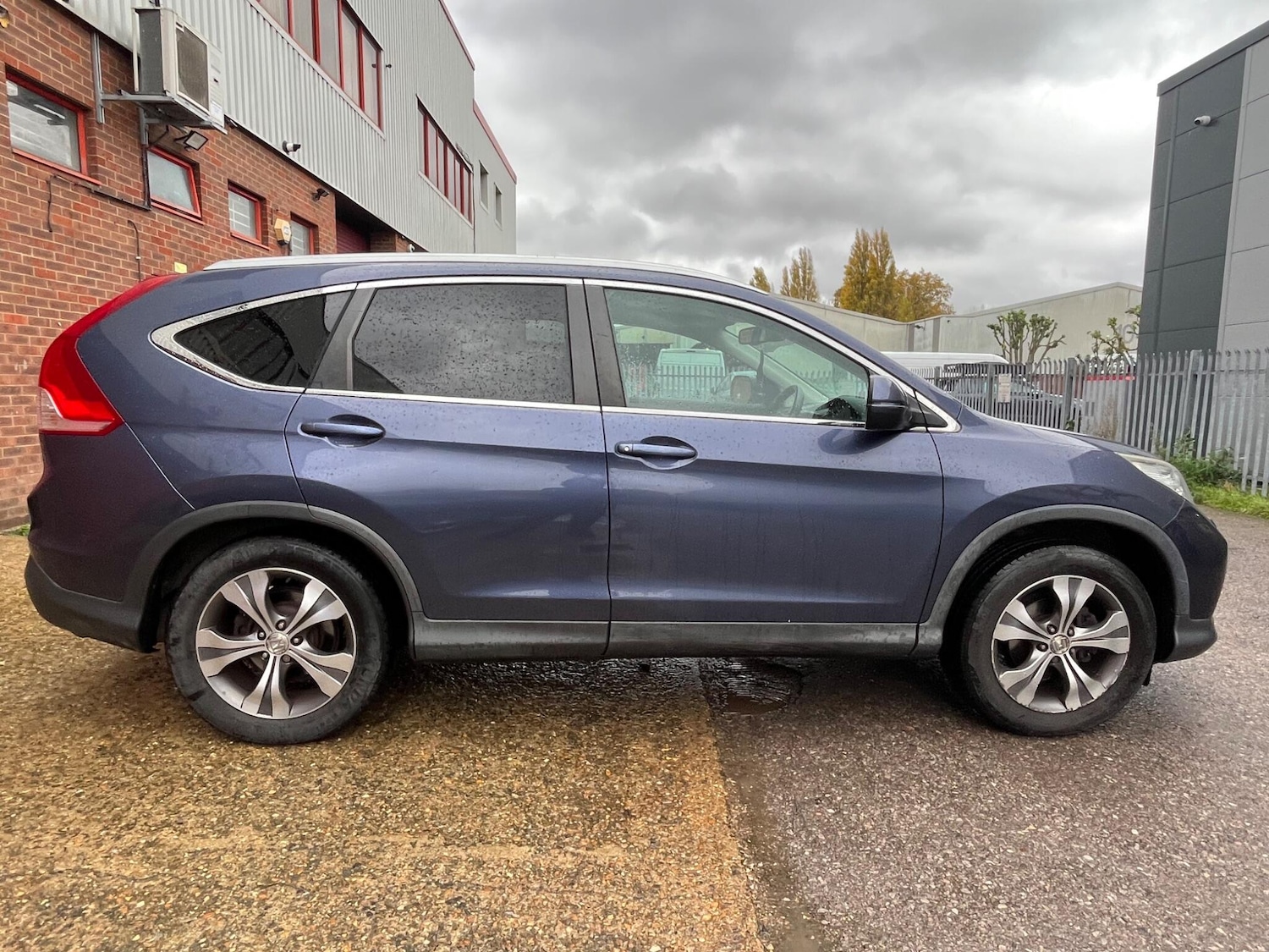 Used Honda CR-V 2014 for sale - 76441151: Photo 24