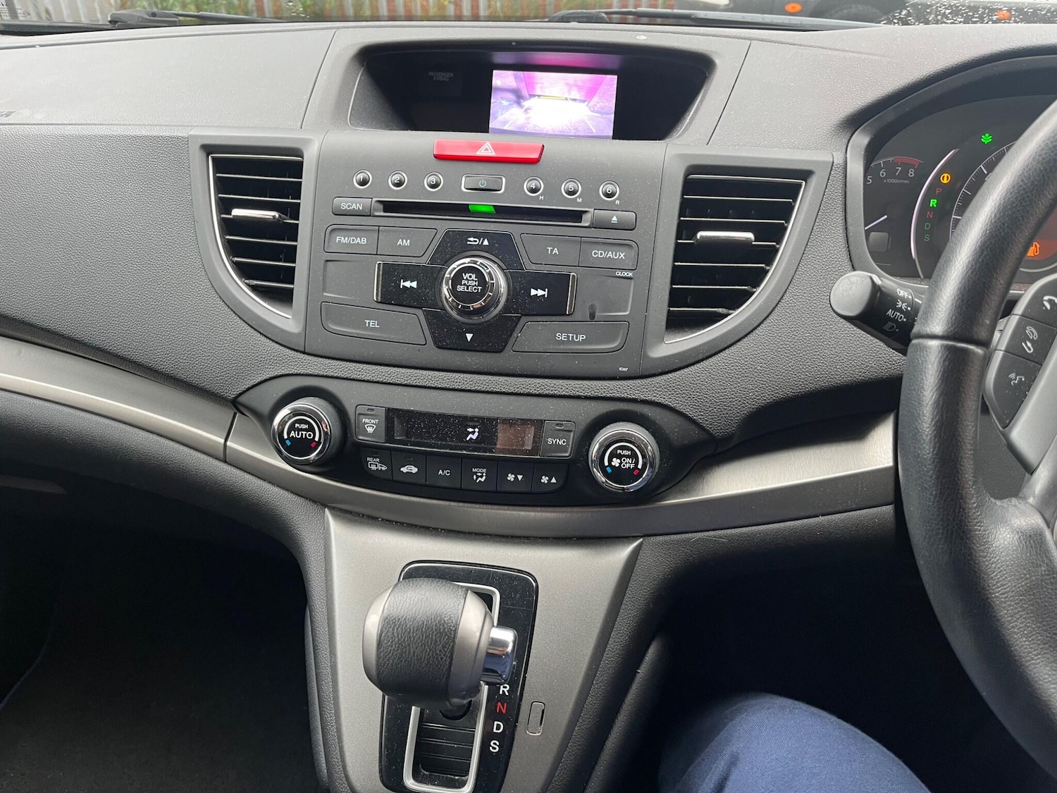 Used Honda CR-V 2014 for sale - 76441151: Photo 37