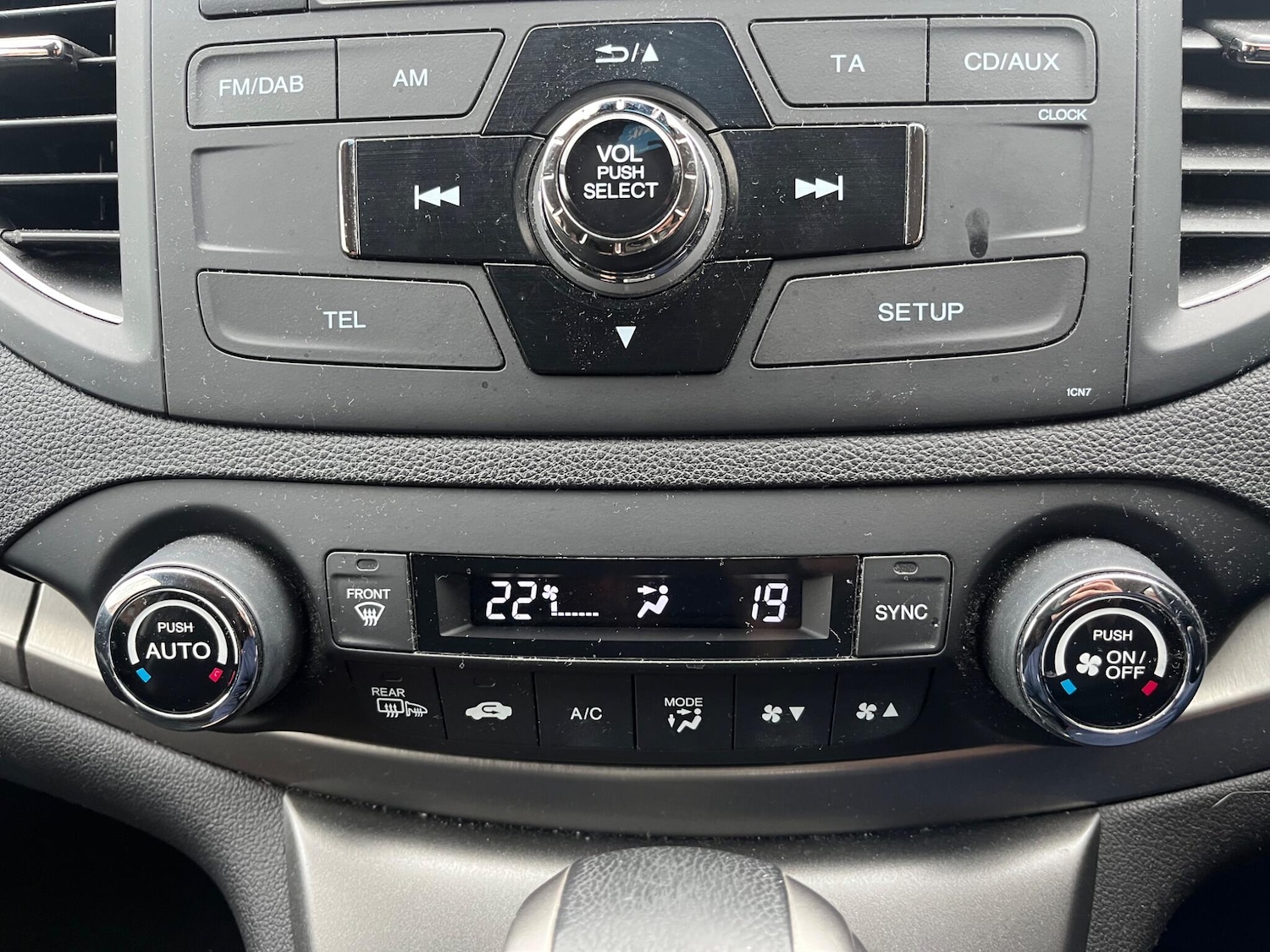 Used Honda CR-V 2014 for sale - 76441151: Photo 96