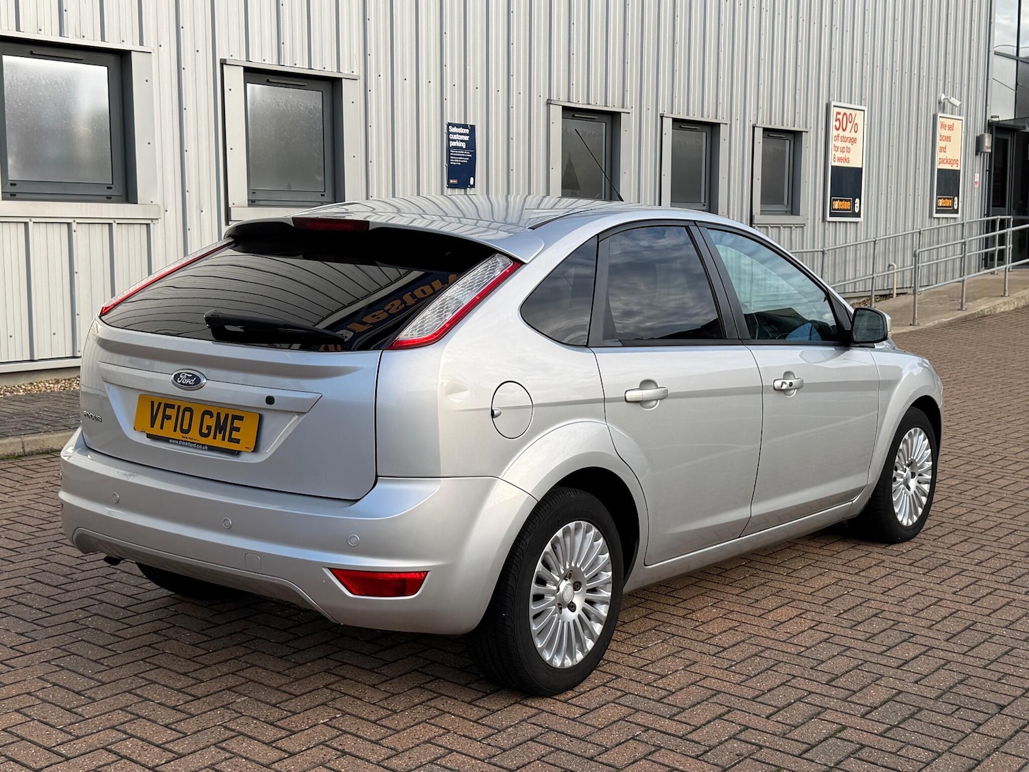 Used Ford Focus 2010 for sale - 76408993: Photo 17