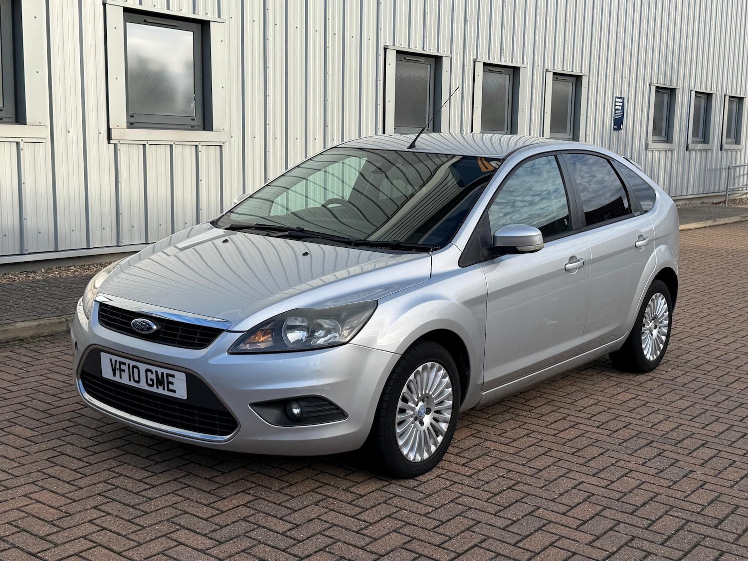 Used Ford Focus 2010 for sale - 76408993: Photo 3