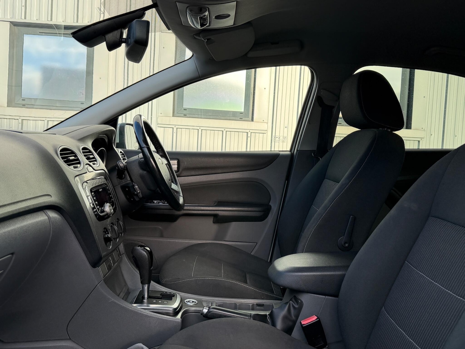 Used Ford Focus 2010 for sale - 76408993: Photo 52