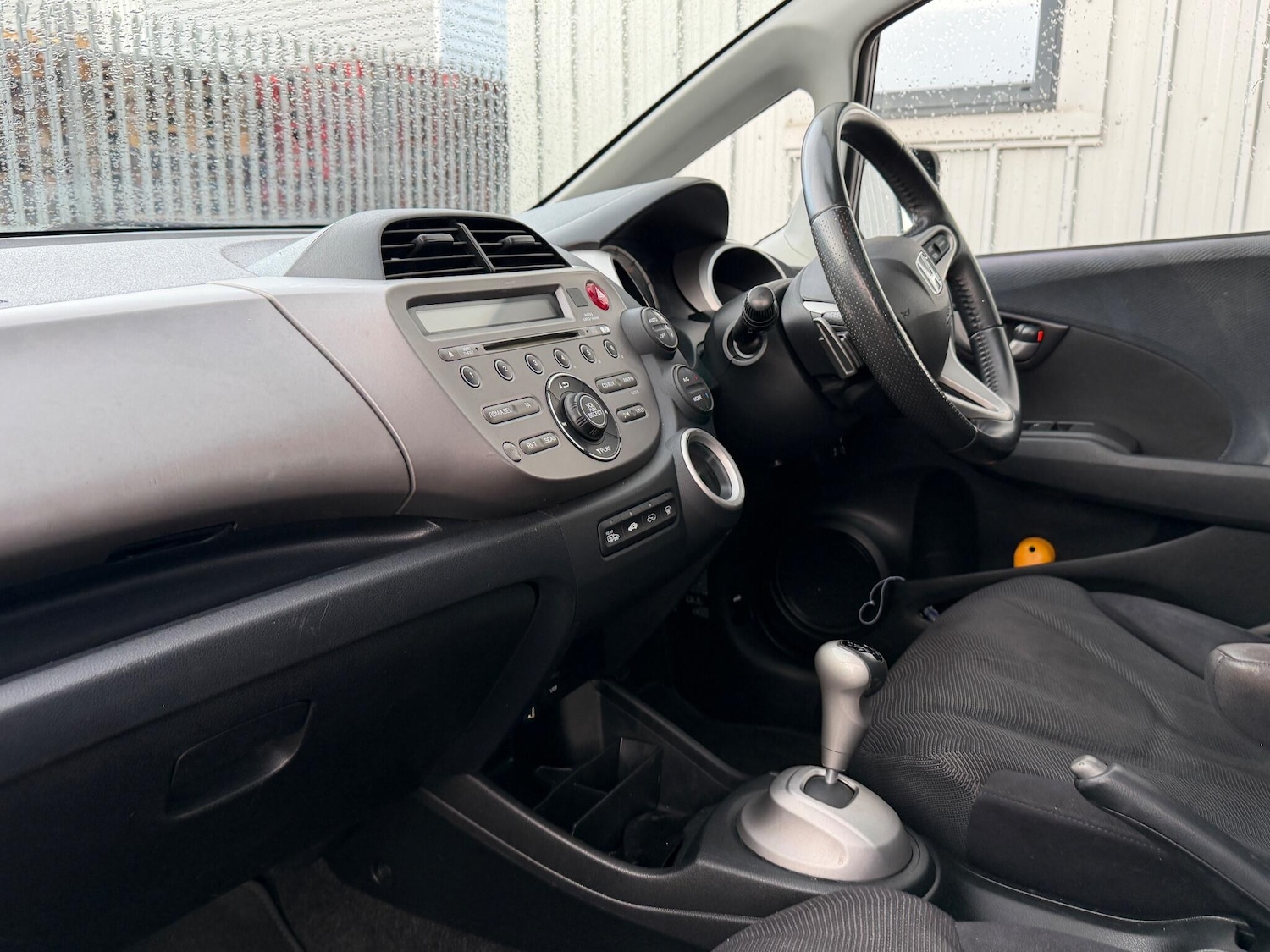 Used Honda Jazz 2010 for sale - 76377629: Photo 16