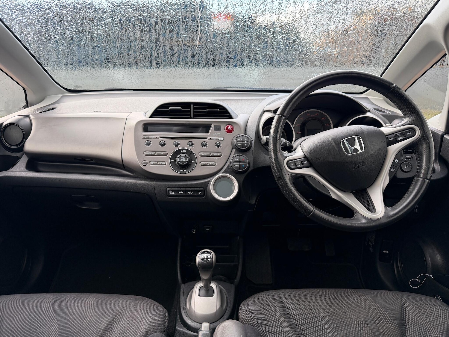 Used Honda Jazz 2010 for sale - 76377629: Photo 18