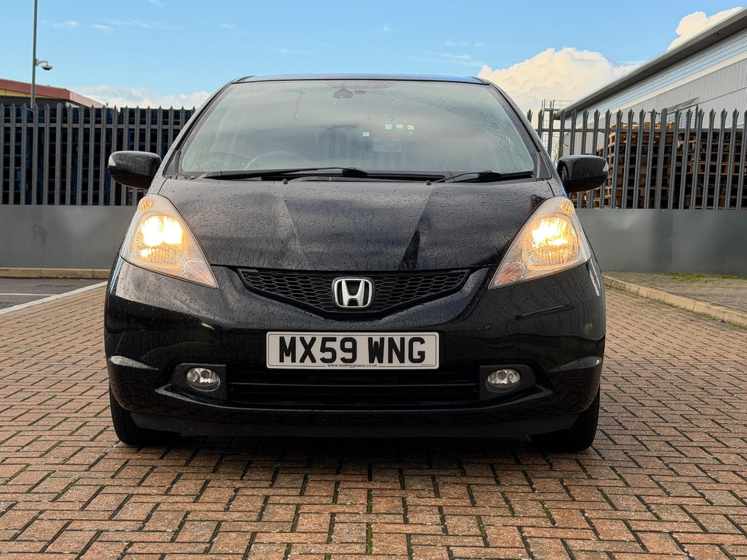 Used Honda Jazz 2010 for sale - 76377629: Photo 2