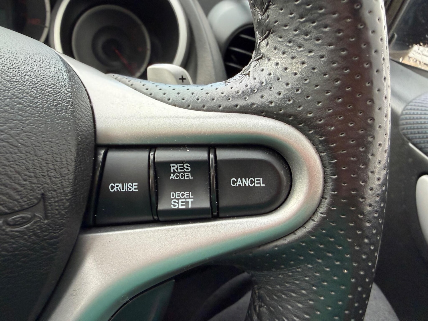 Used Honda Jazz 2010 for sale - 76377629: Photo 40