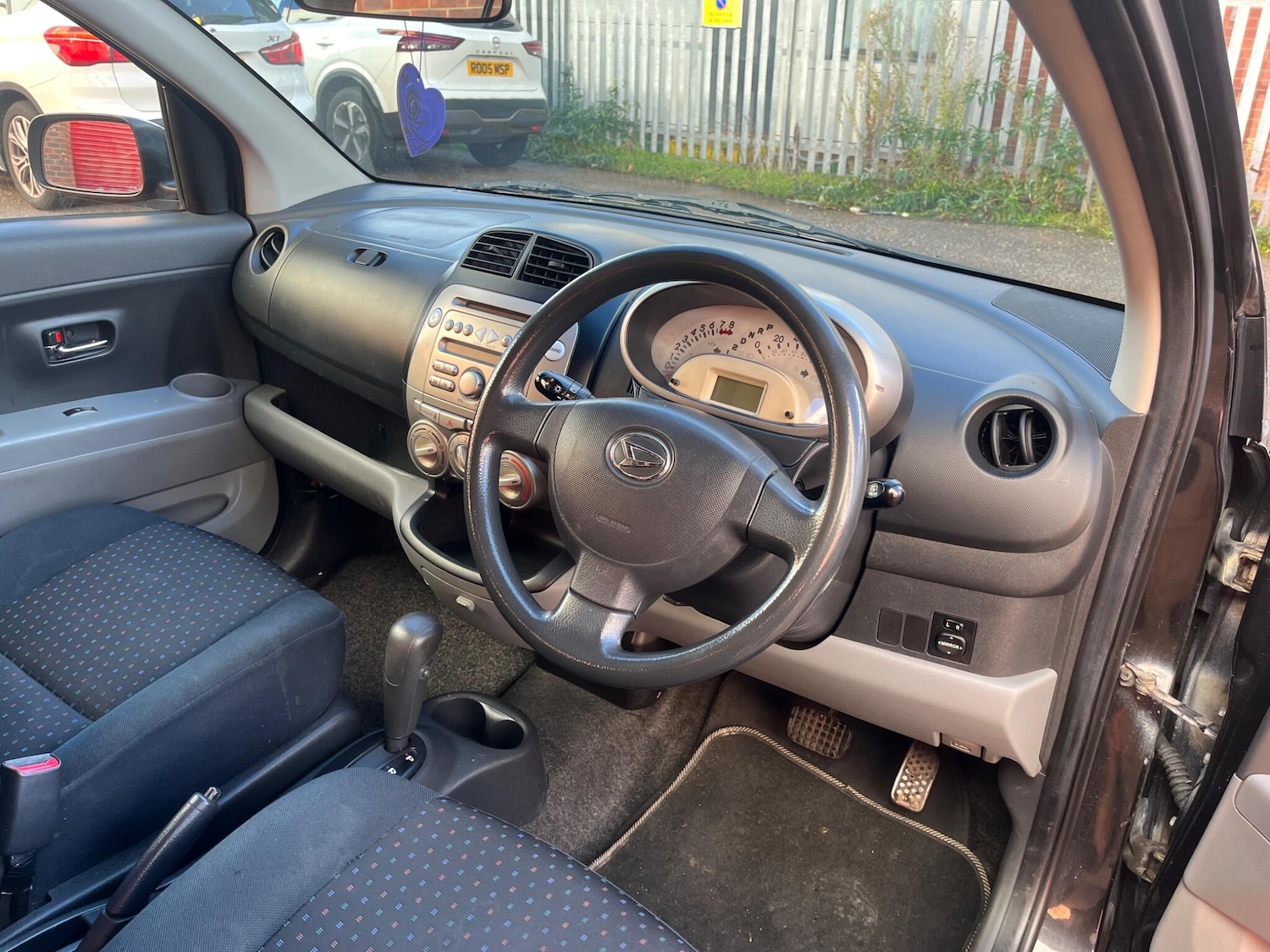 Used Daihatsu Sirion 2009 for sale - 76446566: Photo 36