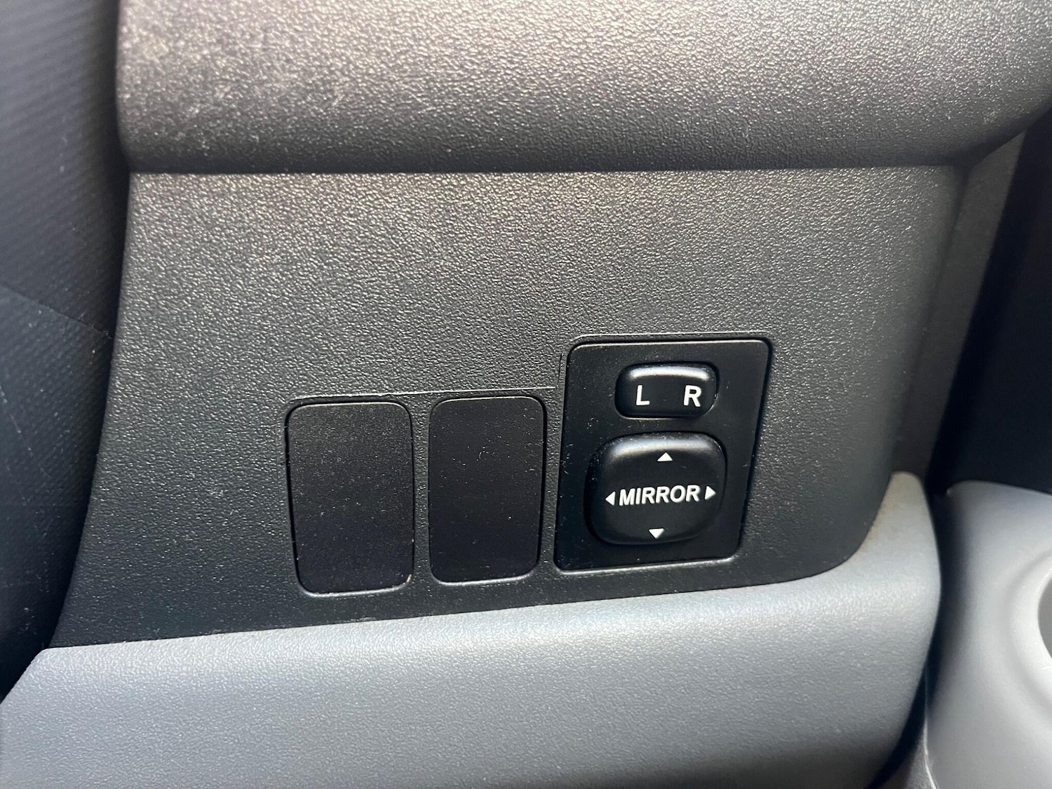 Used Daihatsu Sirion 2009 for sale - 76446566: Photo 56