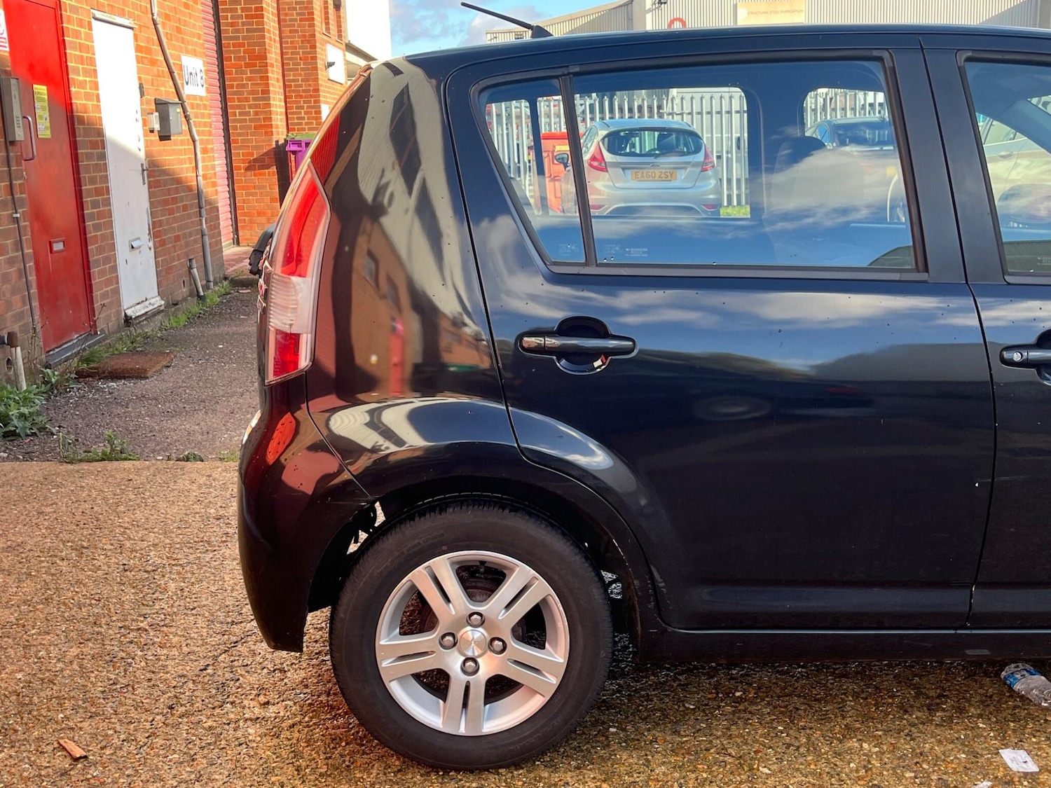 Used Daihatsu Sirion 2009 for sale - 76446566: Photo 69