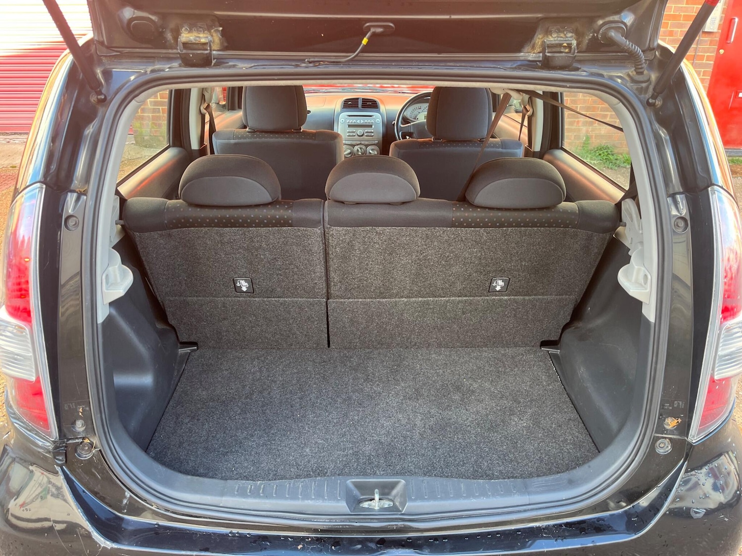 Used Daihatsu Sirion 2009 for sale - 76446566: Photo 76