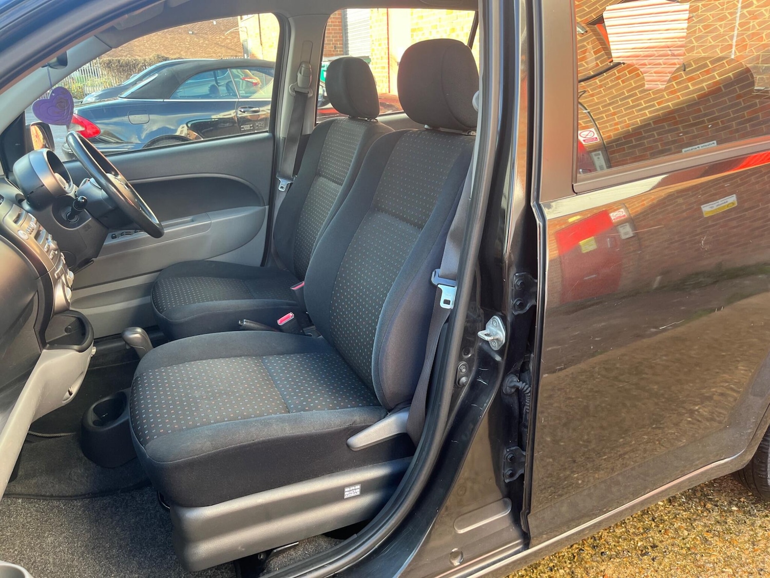 Used Daihatsu Sirion 2009 for sale - 76446566: Photo 82