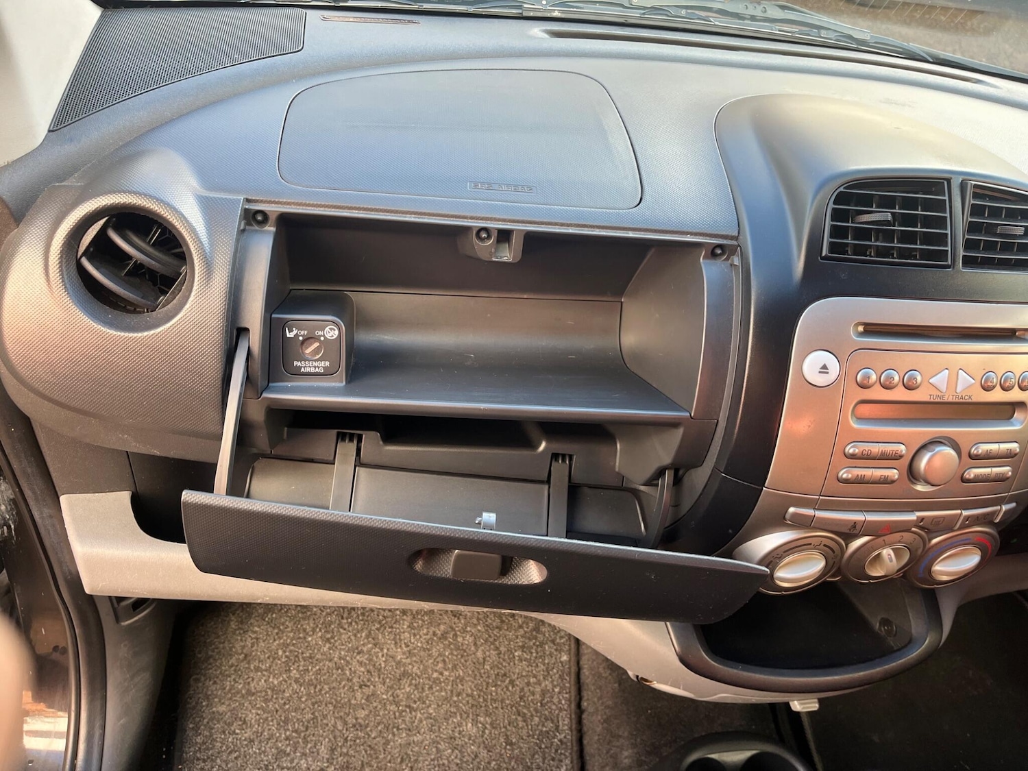 Used Daihatsu Sirion 2009 for sale - 76446566: Photo 95