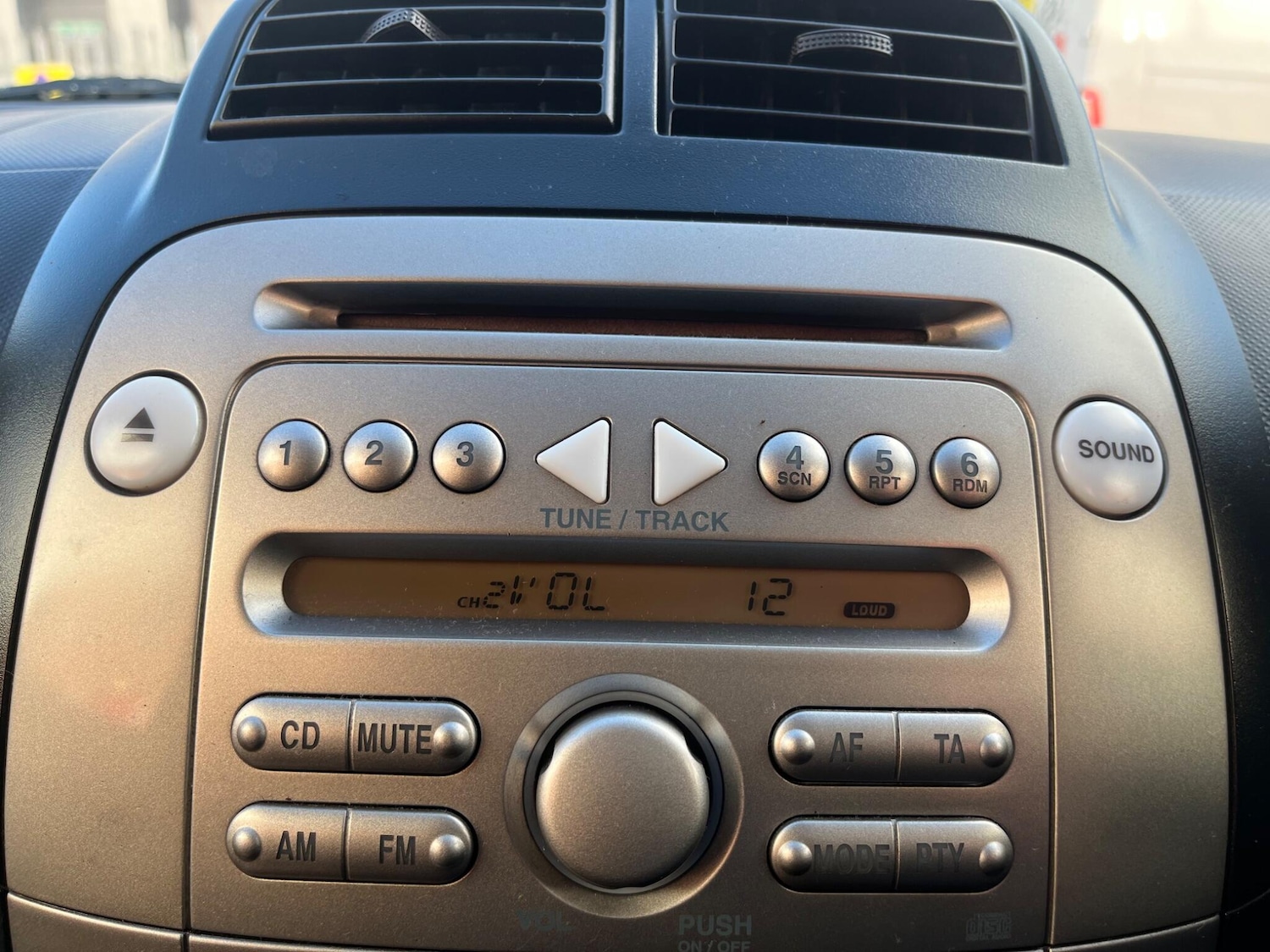 Used Daihatsu Sirion 2009 for sale - 76446566: Photo 97