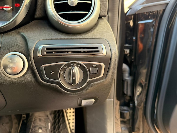 Used Mercedes-Benz C Class 2017 for sale - 76270741: Photo 38