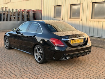 Used Mercedes-Benz C Class 2017 for sale - 76270741: Photo 4