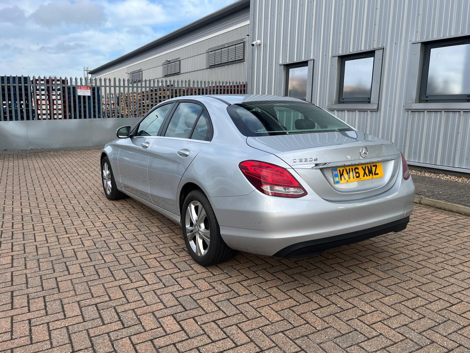 Used Mercedes-Benz C Class 2016 for sale - 77315169: Photo 16
