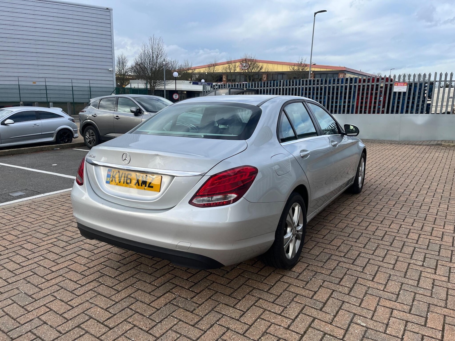 Used Mercedes-Benz C Class 2016 for sale - 77315169: Photo 24