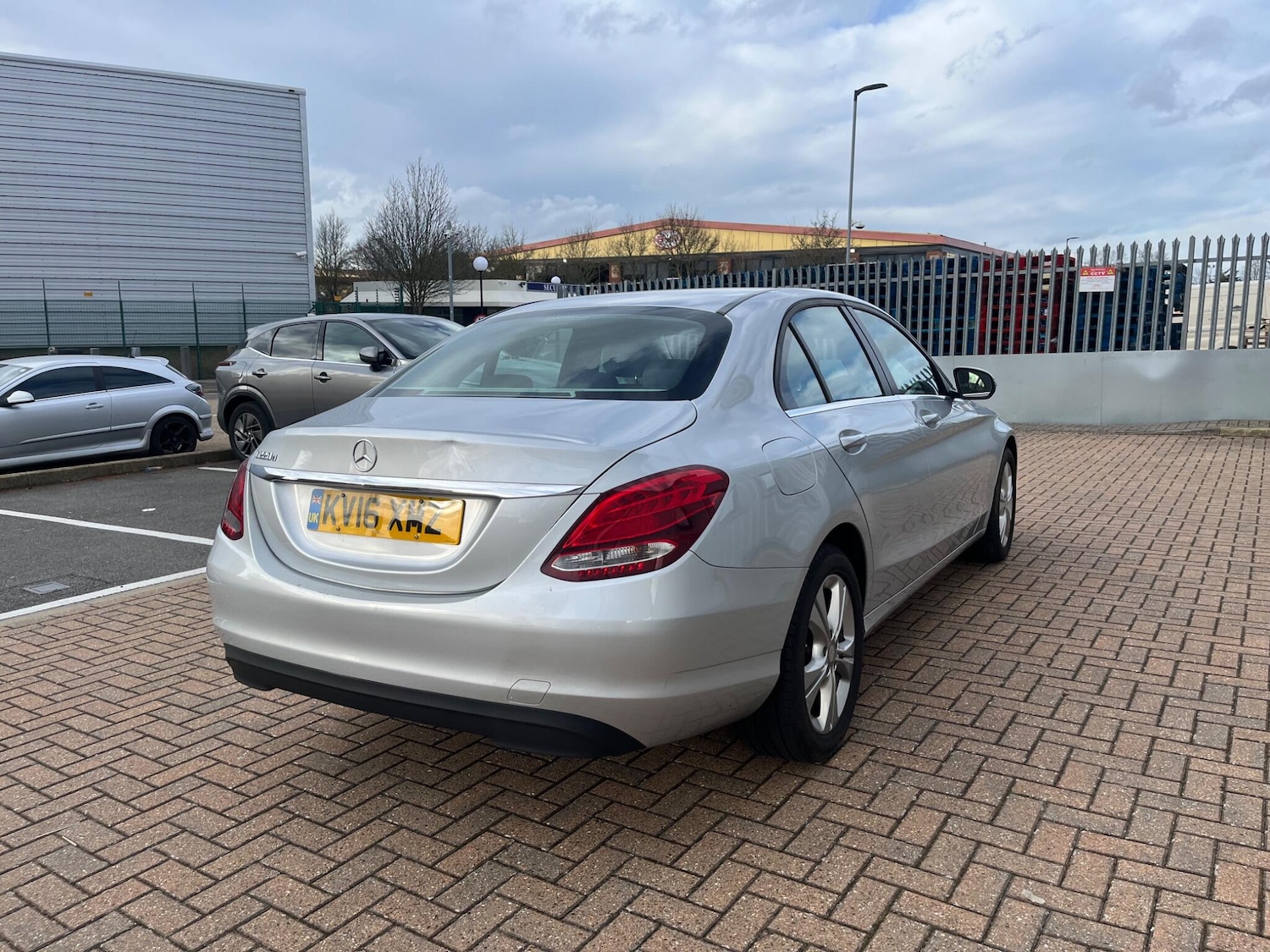 Used Mercedes-Benz C Class 2016 for sale - 77315169: Photo 25