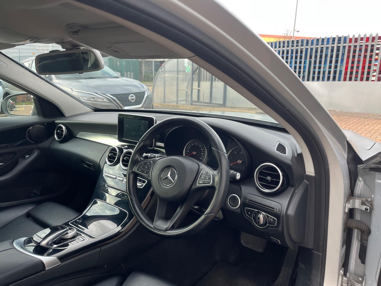 Used Mercedes-Benz C Class 2016 for sale - 77315169: Photo 28