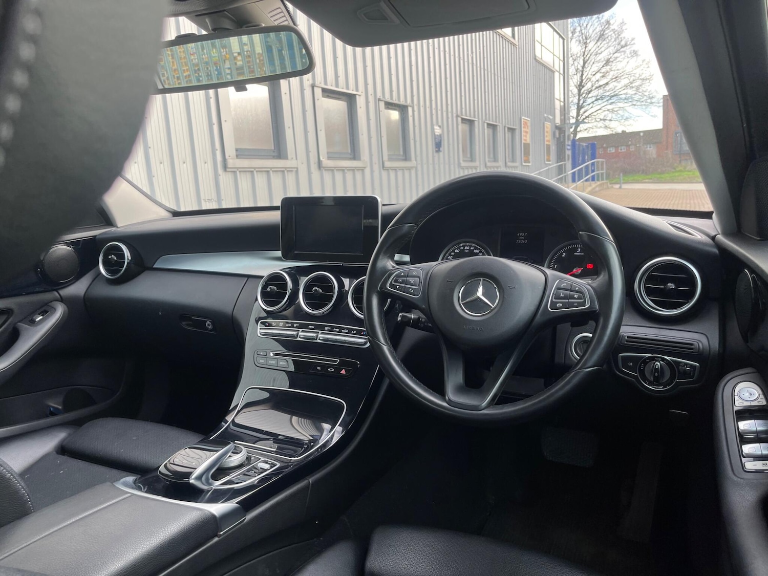Used Mercedes-Benz C Class 2016 for sale - 77315169: Photo 31