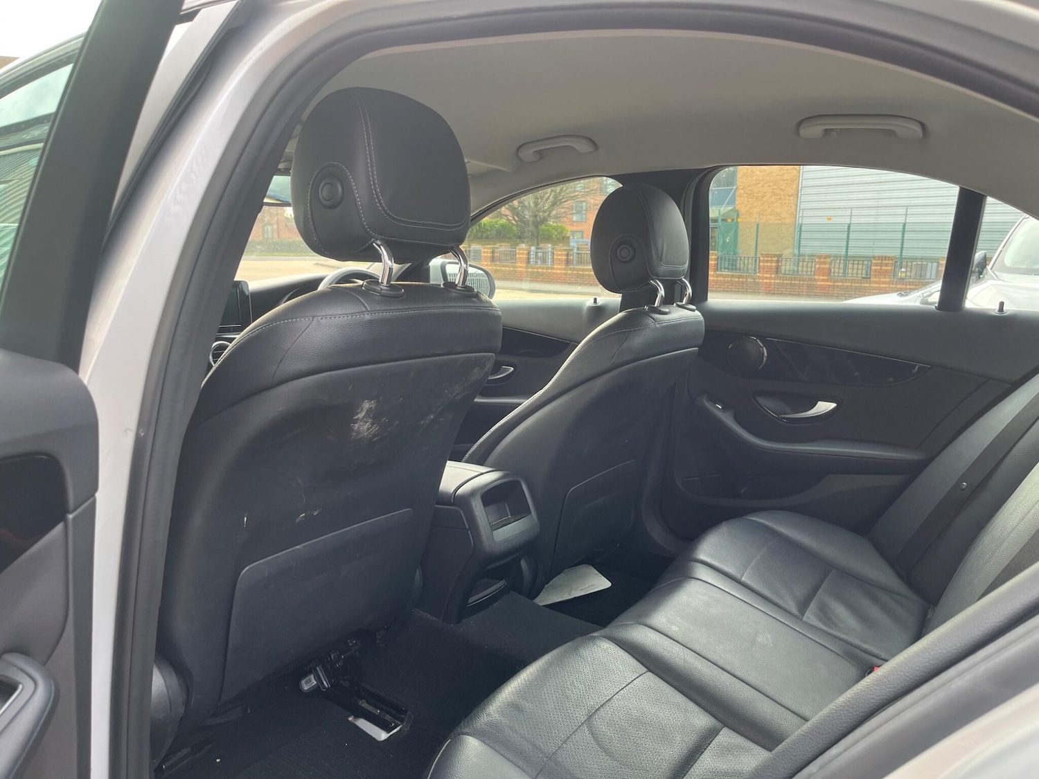 Used Mercedes-Benz C Class 2016 for sale - 77315169: Photo 40