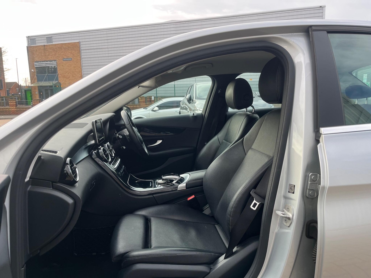 Used Mercedes-Benz C Class 2016 for sale - 77315169: Photo 68