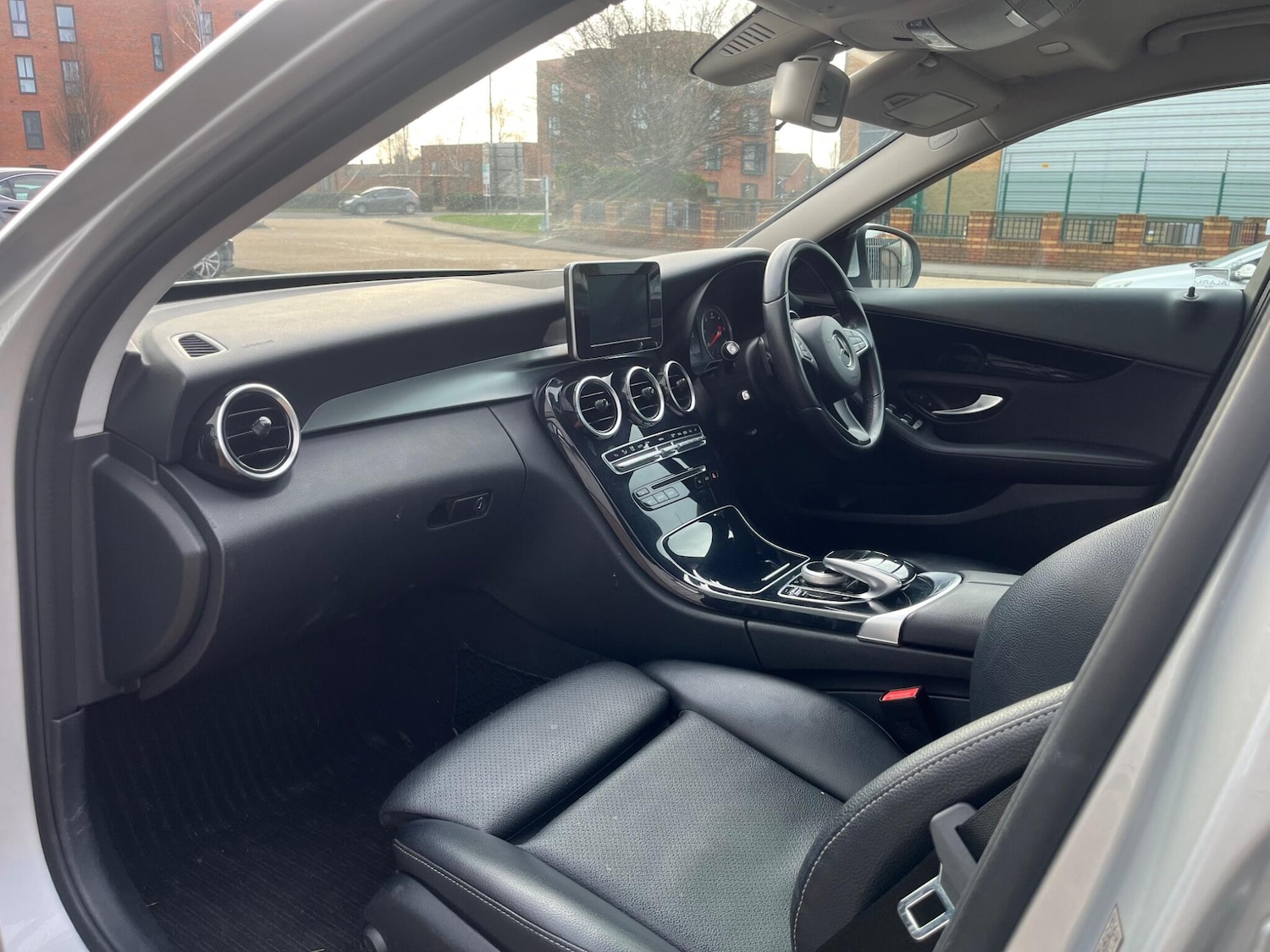 Used Mercedes-Benz C Class 2016 for sale - 77315169: Photo 74