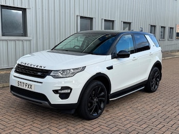Used Land Rover Discovery Sport 2017 for sale - 75720812: Photo