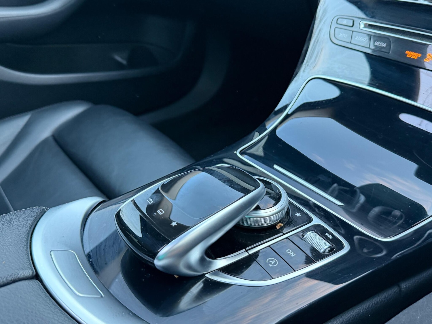 Used Mercedes-Benz C Class 2014 for sale - 76715496: Photo 21