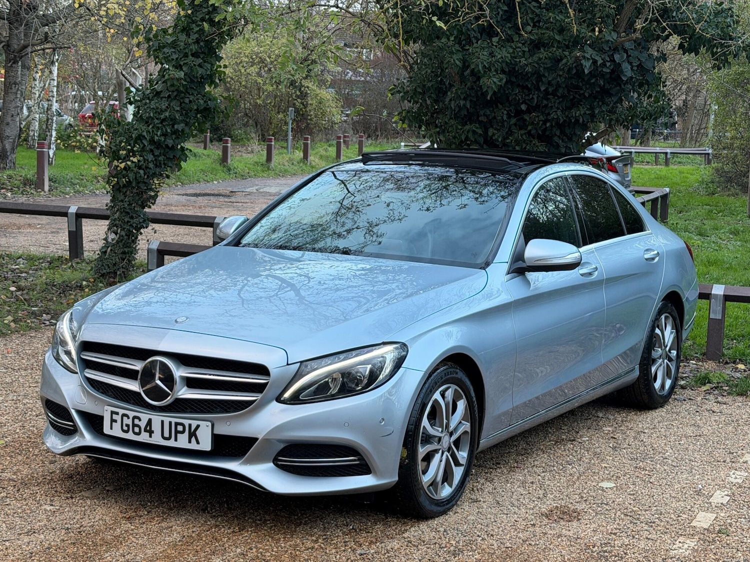 Used Mercedes-Benz C Class 2014 for sale - 76715496: Photo 3