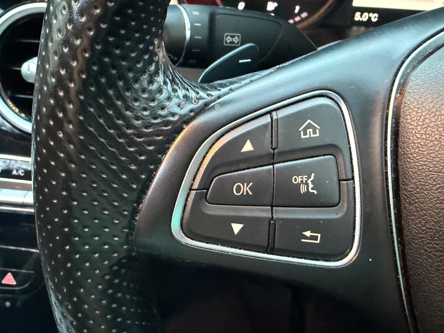 Used Mercedes-Benz C Class 2014 for sale - 76715496: Photo 36