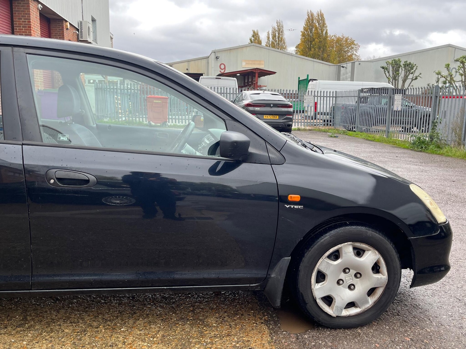 Used Honda Civic 2001 for sale - 76440577: Photo 25