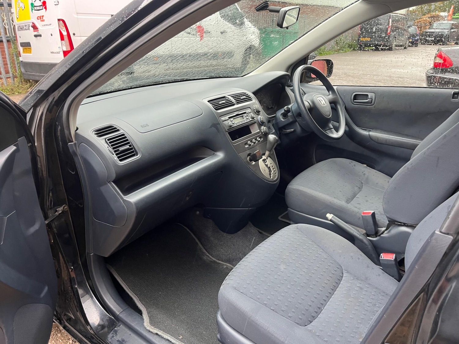 Used Honda Civic 2001 for sale - 76440577: Photo 34