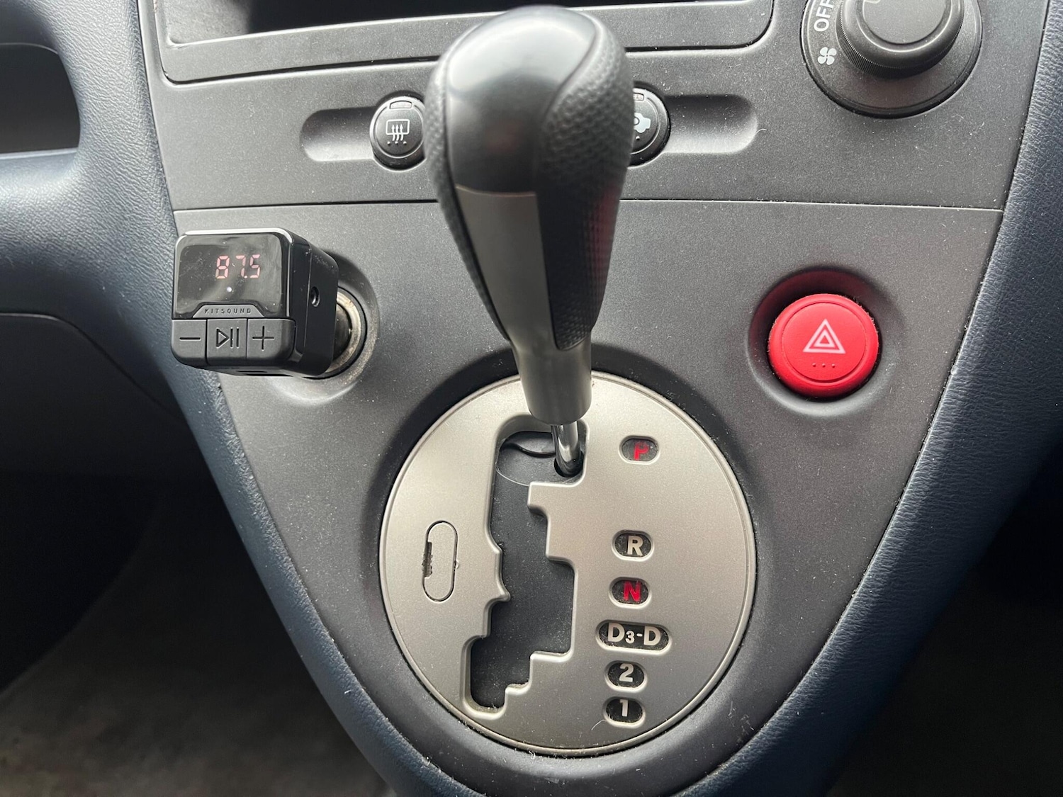 Used Honda Civic 2001 for sale - 76440577: Photo 37