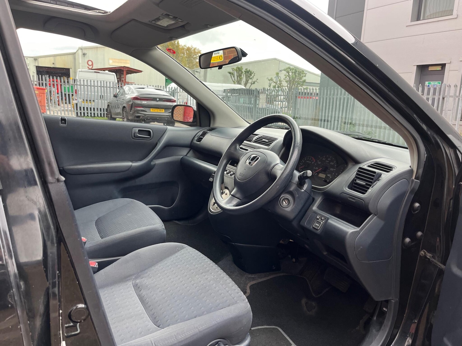 Used Honda Civic 2001 for sale - 76440577: Photo 40