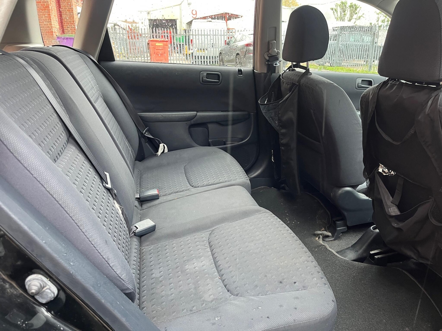 Used Honda Civic 2001 for sale - 76440577: Photo 47