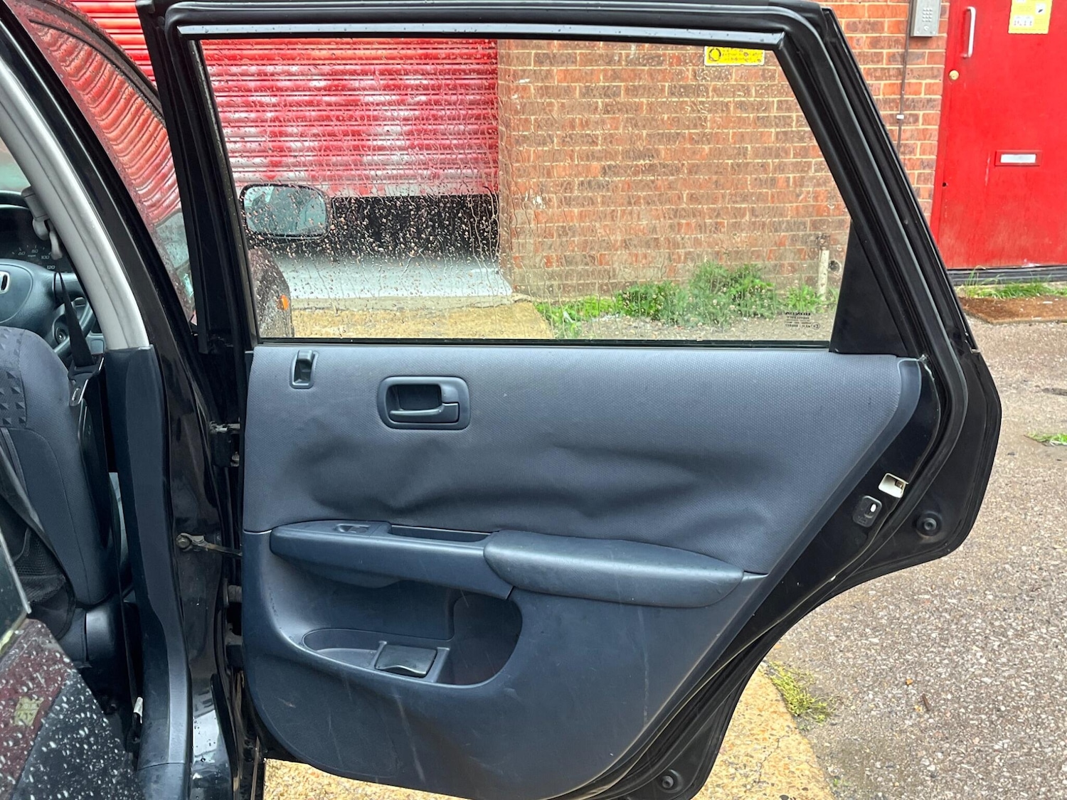 Used Honda Civic 2001 for sale - 76440577: Photo 62