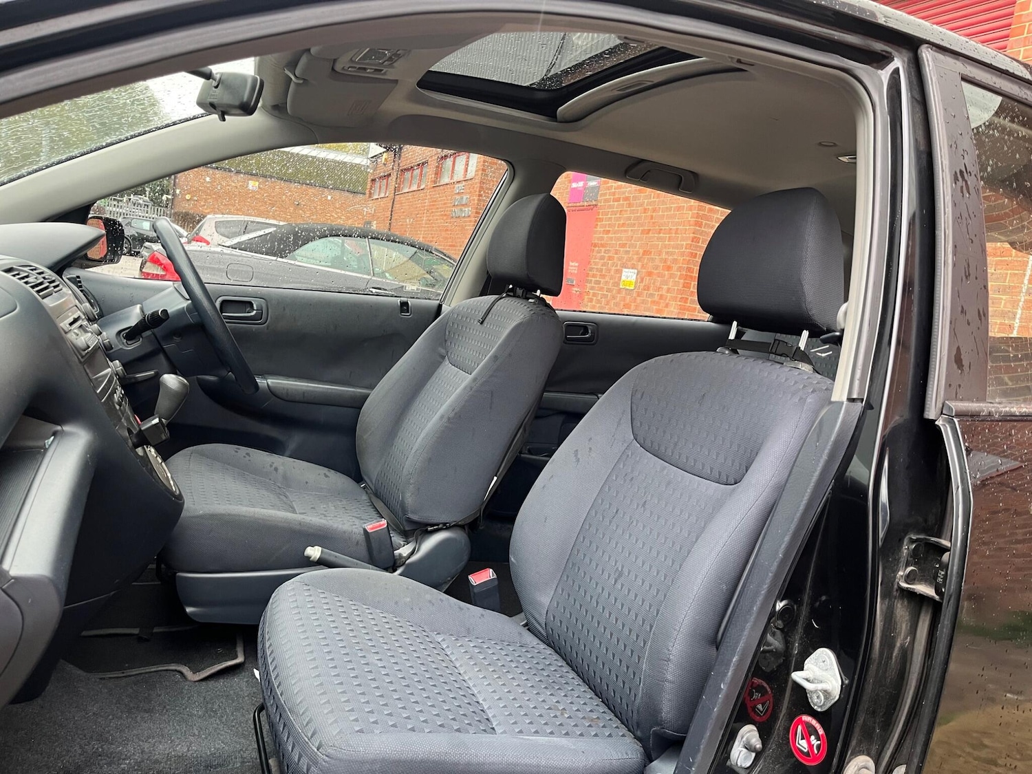 Used Honda Civic 2001 for sale - 76440577: Photo 84